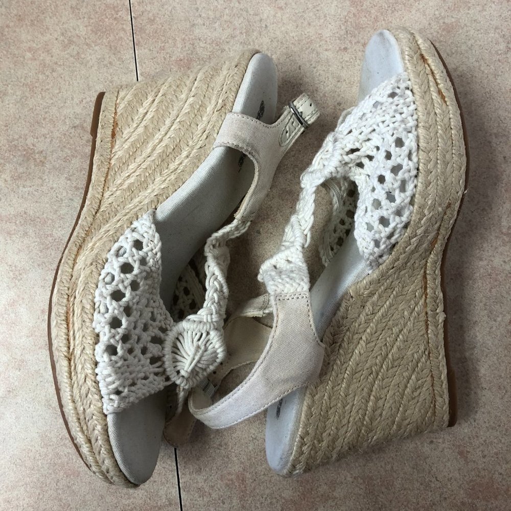 NWOB SoftMoc Emmy White Crochet Espadrilles Wedge Sandals Size 8 - Picture 6 of 13